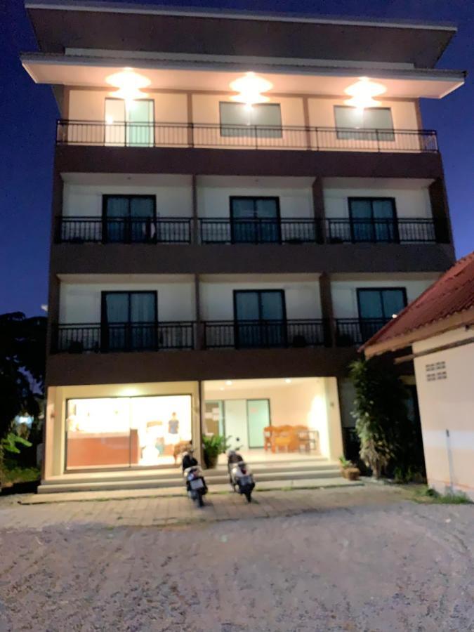 Dee Dee Mansion Airport Διαμέρισμα Nai Yang Beach Εξωτερικό φωτογραφία